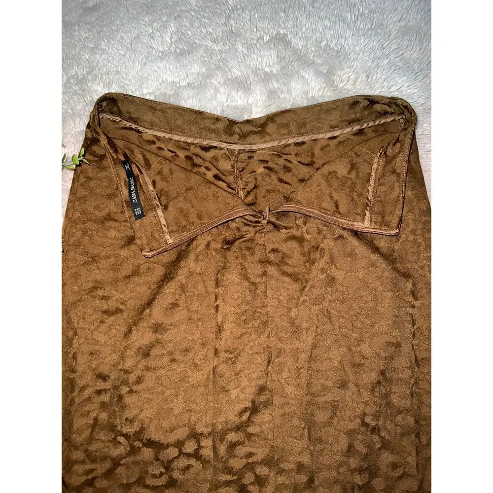 Zara Basic Brown Animal Print Ruffle Front Skirt Size: Medium